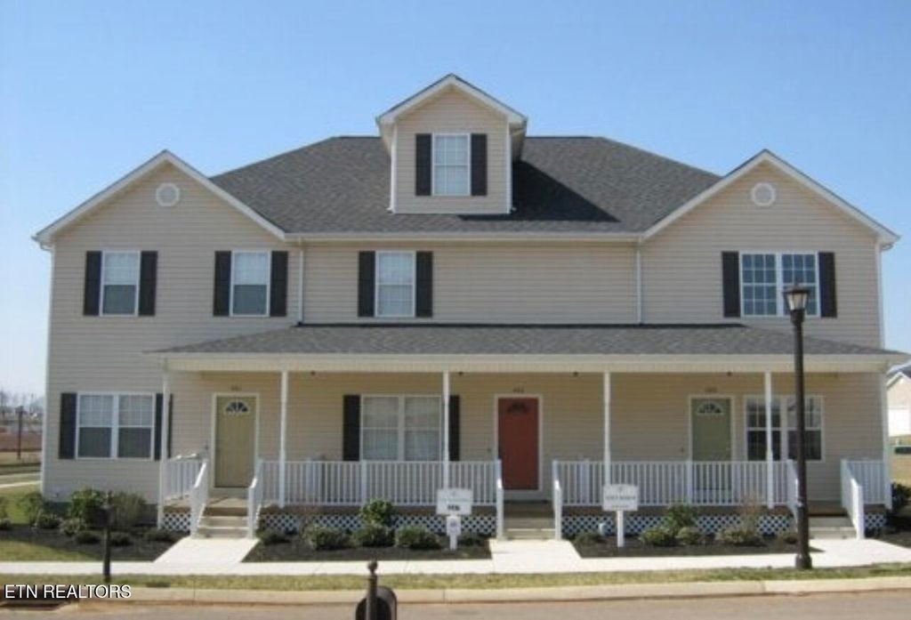 Photo of 403 Ashbury Circle, Sweetwater, TN 37874 (MLS # 1332089)