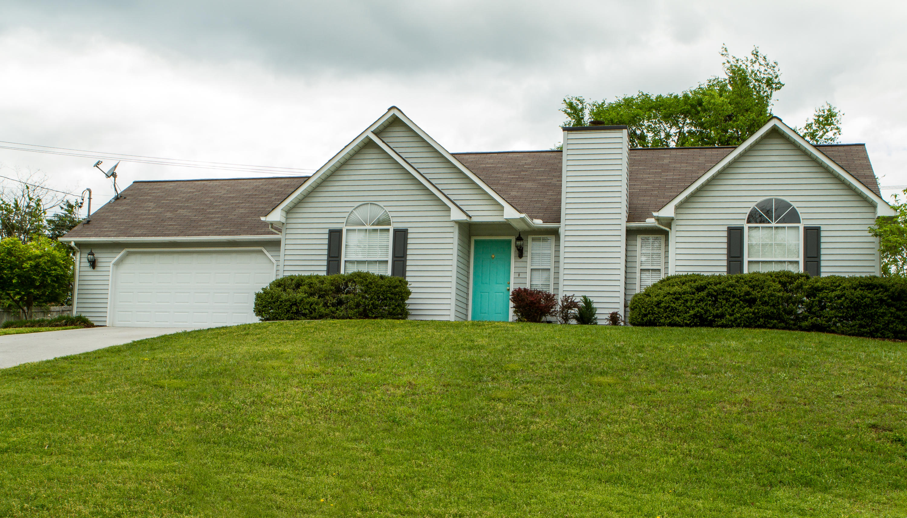 Photo 1 of 6 — 5622 Tennyson Drive, Knoxville, TN 37909