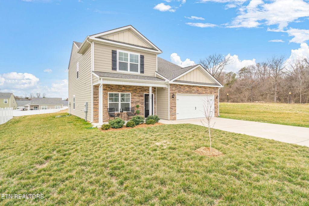 Photo of 120 Village Way, Kingston, TN 37763 (MLS # 1292402)