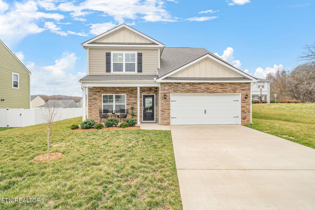 Photo of 120 Village Way, Kingston, TN 37763 (MLS # 1292402)