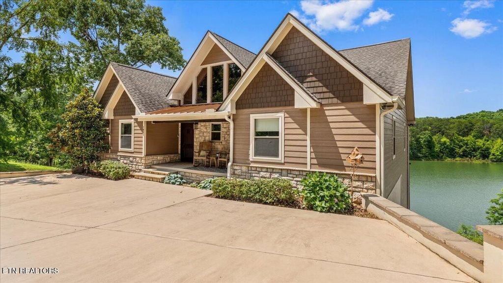 Photo of 1021 Sanctuary Shrs Way, Sevierville, TN 37876 (MLS # 1306089)