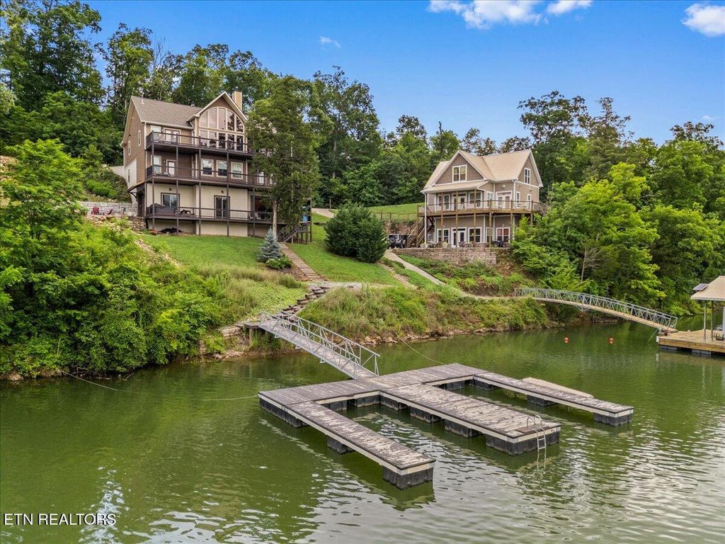 Photo of 1021 Sanctuary Shrs Way, Sevierville, TN 37876 (MLS # 1306089)