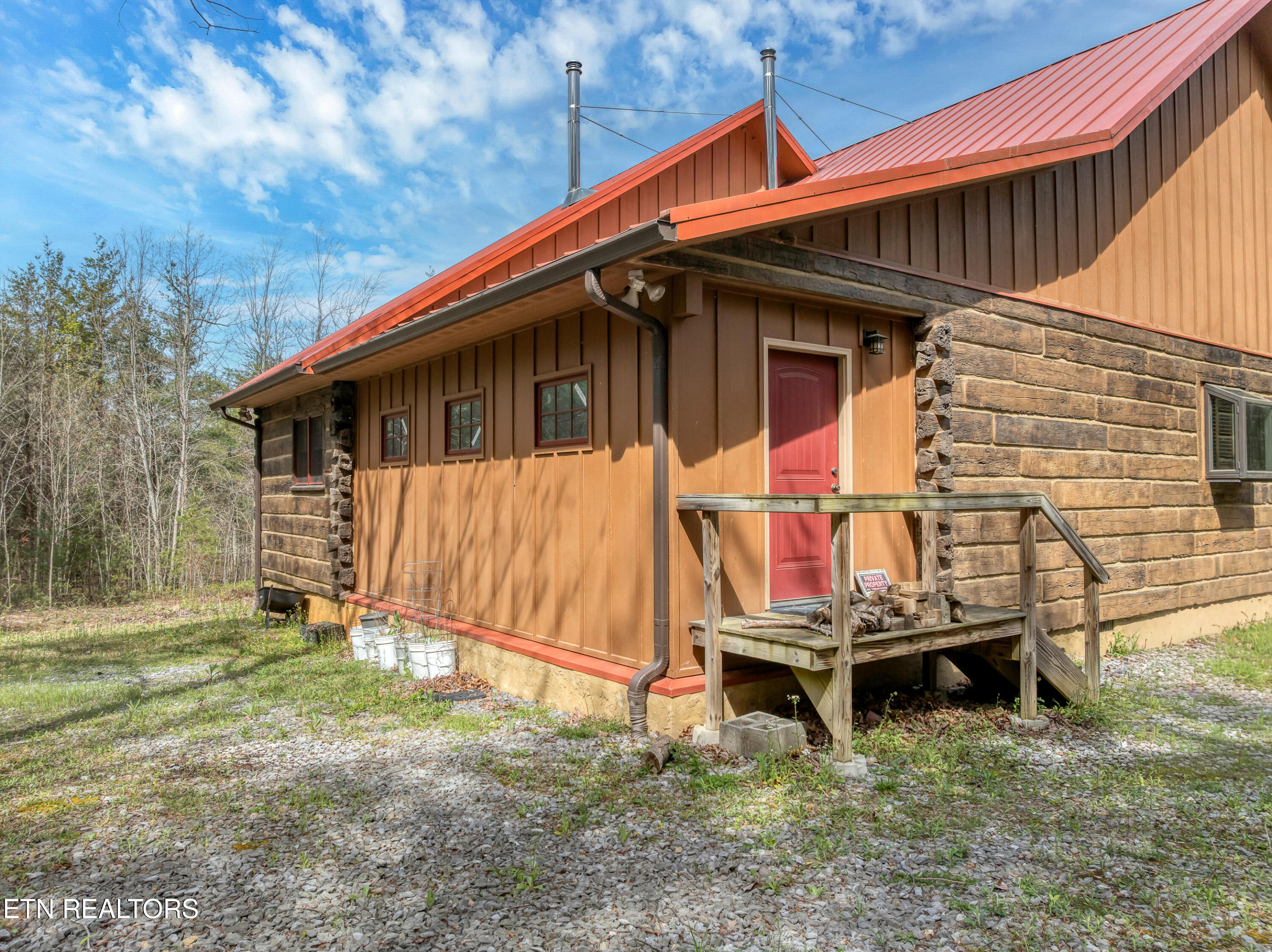 2566 Smithfield Rd