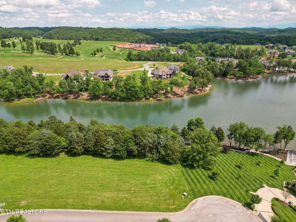 Photo of 1263 Zepher Drive, Lenoir City, TN 37772 (MLS # 1301563)