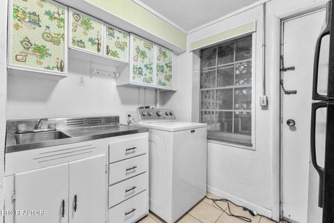 Tiny photo for 526 Margrave Drive, Harriman, TN 37748 (MLS # 1320771)