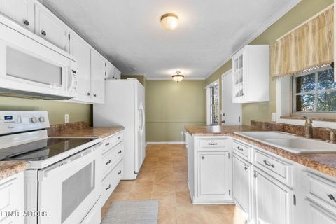 Tiny photo for 526 Margrave Drive, Harriman, TN 37748 (MLS # 1320771)