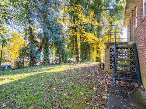 Tiny photo for 526 Margrave Drive, Harriman, TN 37748 (MLS # 1320771)