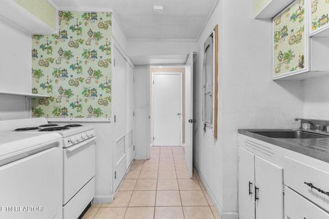 Tiny photo for 526 Margrave Drive, Harriman, TN 37748 (MLS # 1320771)