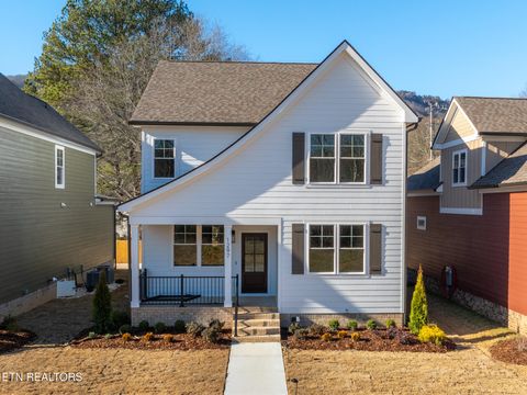 Photo of 1297 Thomas Ave, Chattanooga, TN 37409 (MLS # 1337035)