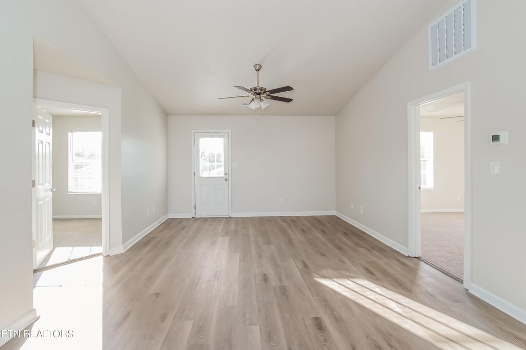 Photo of 7735 Bellchase Lane, Knoxville, TN 37918 (MLS # 1323827)