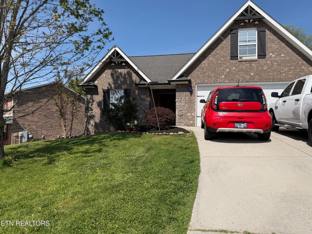 Photo of 7715 Applecross Rd, Corryton, TN 37721 (MLS # 1336798)