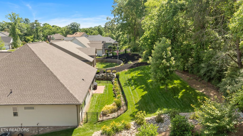 Photo of 306 Okema Way, Loudon, TN 37774 (MLS # 1341063)