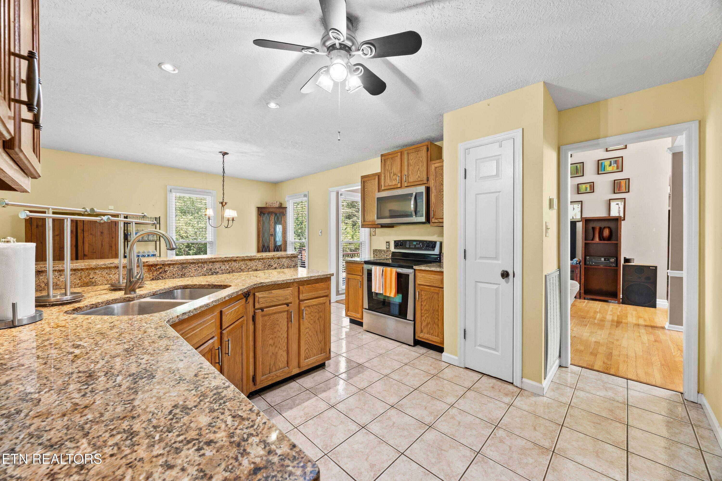 8025 Landon Park Way