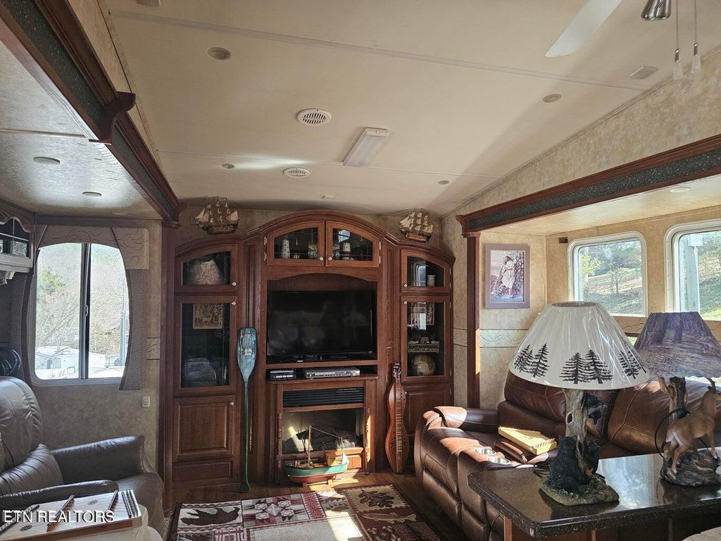 Photo of 54 Highway 73, Townsend, TN 37882 (MLS # 1266052)