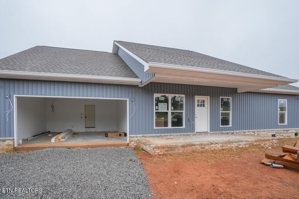 Photo of 5211 N Wildwood Rd, Maryville, TN 37804 (MLS # 1322763)