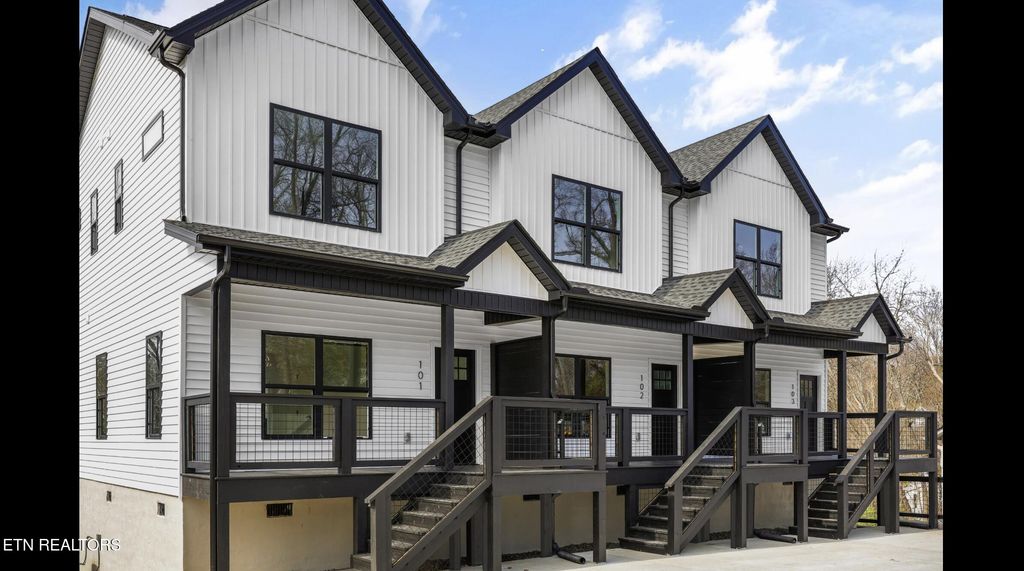 Photo of 2117 Citrus St #101, Knoxville, TN 37917 (MLS # 1332899)