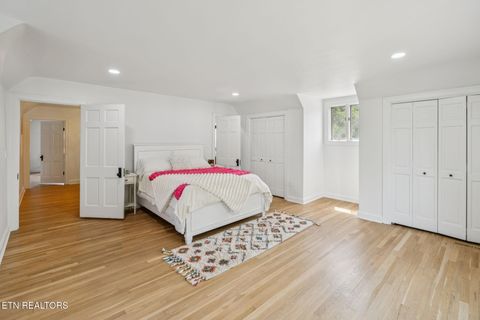 Tiny photo for 4320 Beechwood Rd, Knoxville, TN 37920 (MLS # 1309634)