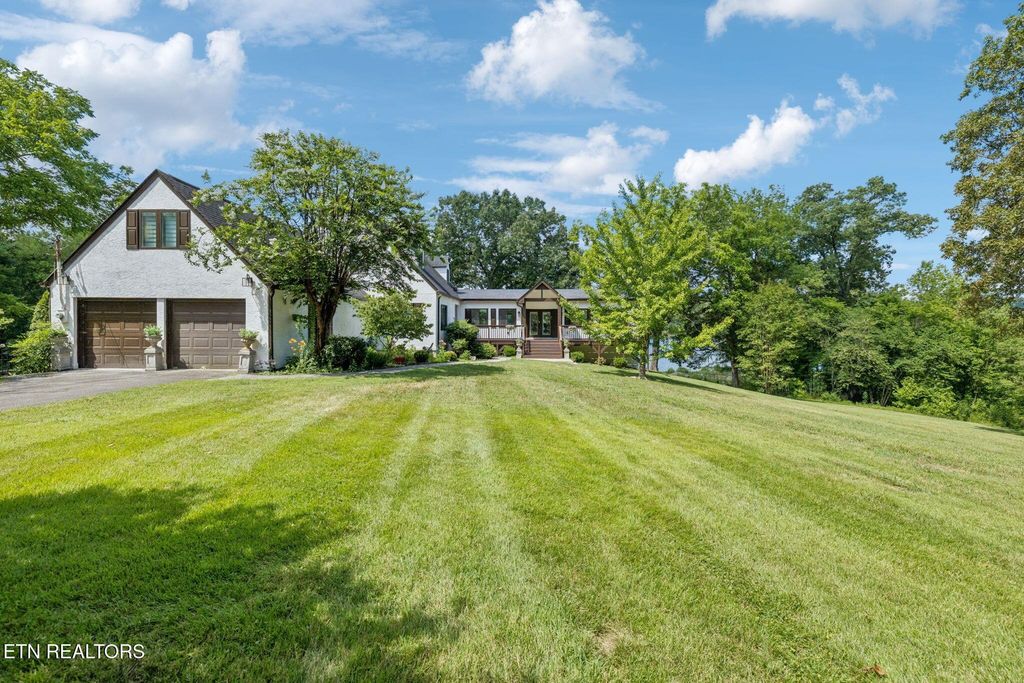 Photo of 4320 Beechwood Rd, Knoxville, TN 37920 (MLS # 1309634)