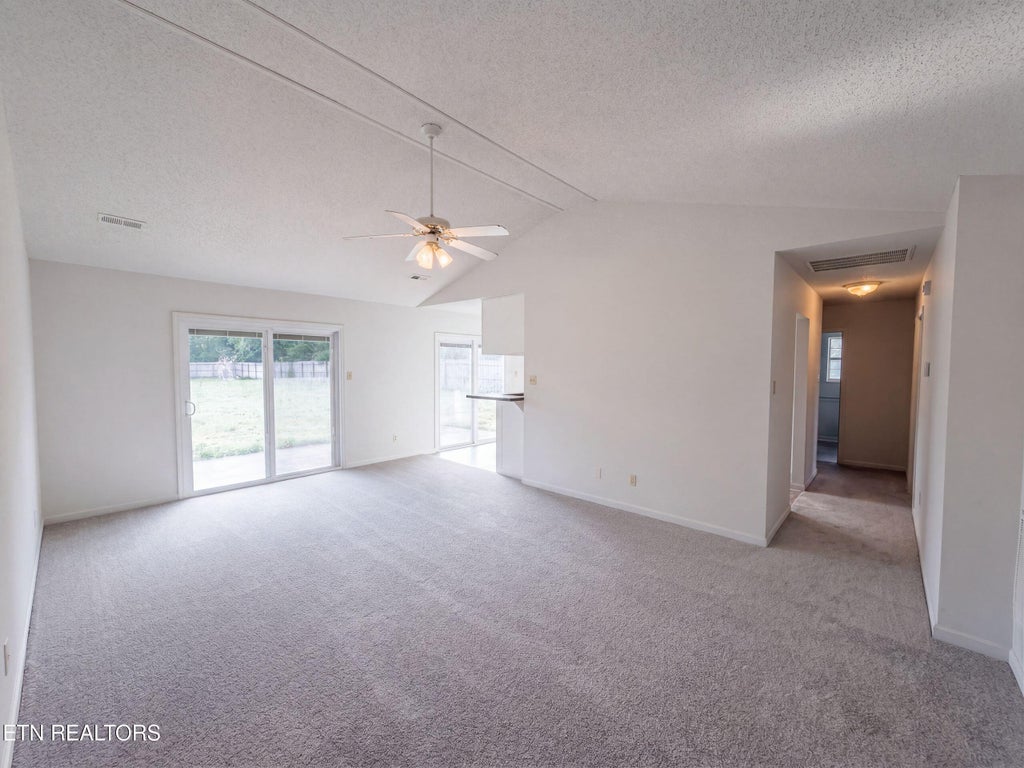 Photo of 758 Meadow Ridge Rd, Walland, TN 37886 (MLS # 1353596)