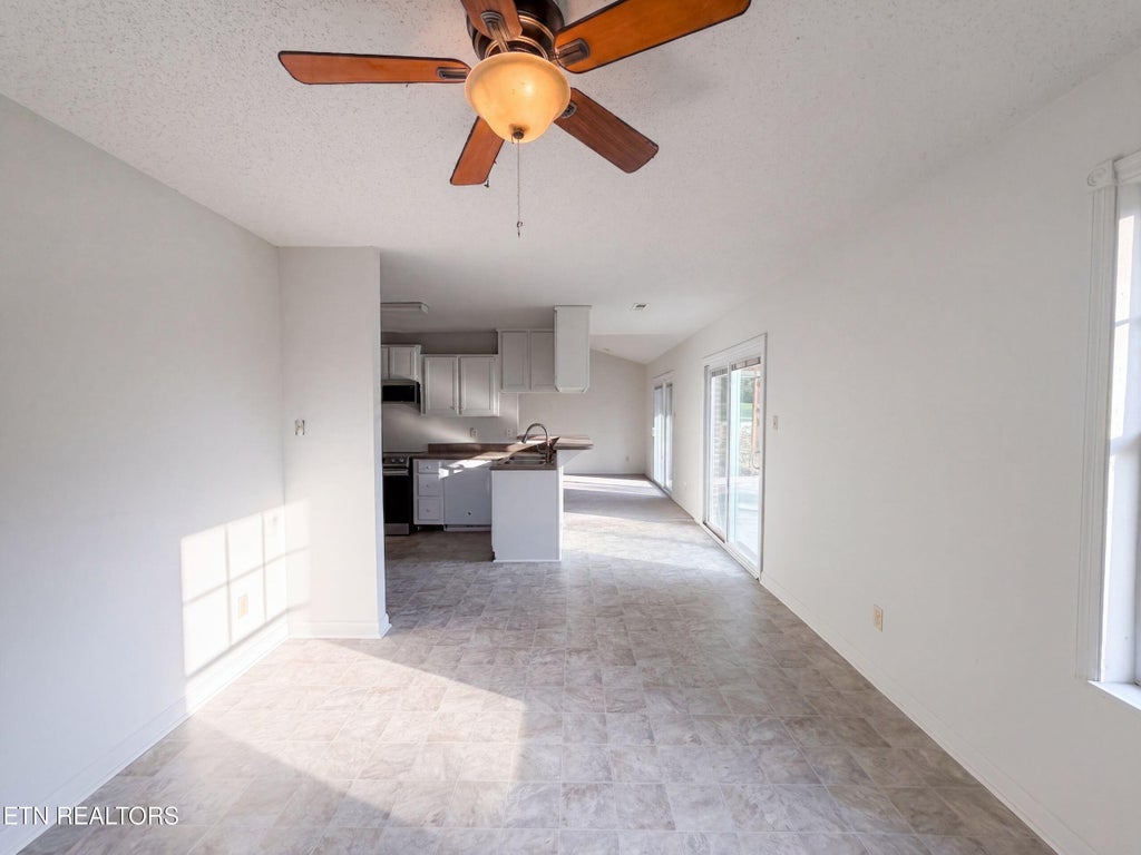 Photo of 758 Meadow Ridge Rd, Walland, TN 37886 (MLS # 1353596)