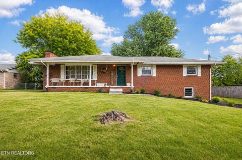 Photo of 8012 Sharp Rd, Powell, TN 37849 (MLS # 1338520)