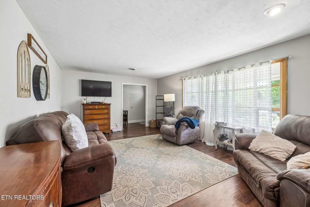 Photo of 8012 Sharp Rd, Powell, TN 37849 (MLS # 1338520)