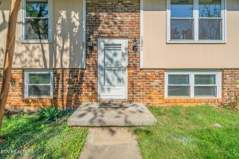 Tiny photo for 1321 Scotsbury Circle, Knoxville, TN 37919 (MLS # 1318633)