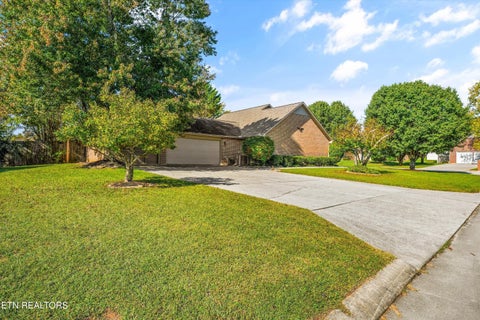 Tiny photo for 2234 Dublin Drive, Maryville, TN 37803 (MLS # 1358376)