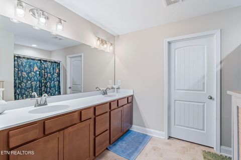 Tiny photo for 282 Broadberry Ave, Oak Ridge, TN 37830 (MLS # 1348168)