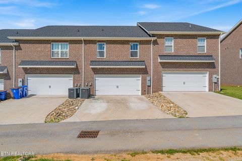 Tiny photo for 282 Broadberry Ave, Oak Ridge, TN 37830 (MLS # 1348168)