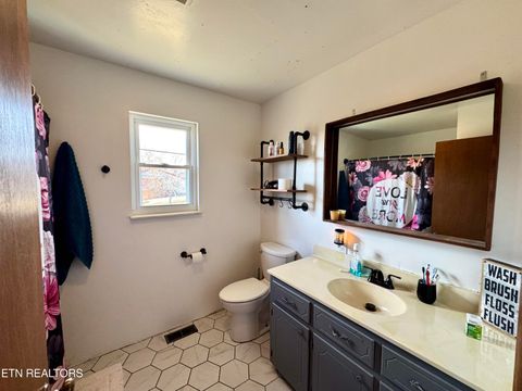 Tiny photo for 794 Kemmer Rd, Spring City, TN 37381 (MLS # 1327703)