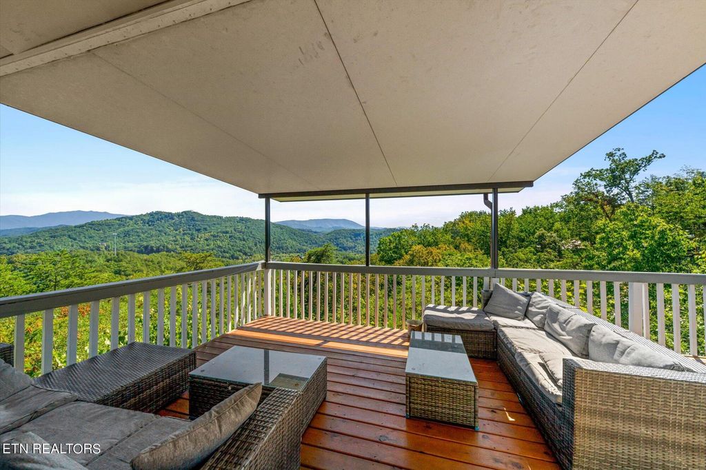 Photo of 885 Lloyd Huskey Rd, Pigeon Forge, TN 37863 (MLS # 1274244)