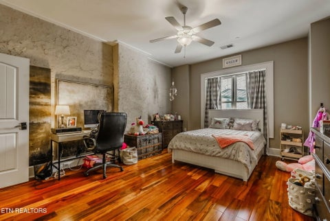 Tiny photo for 300 S Gay St #103, Knoxville, TN 37902 (MLS # 1346919)