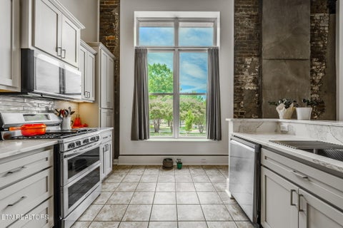 Tiny photo for 300 S Gay St #103, Knoxville, TN 37902 (MLS # 1346919)