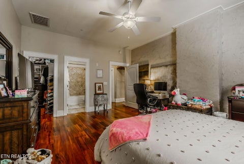 Tiny photo for 300 S Gay St #103, Knoxville, TN 37902 (MLS # 1346919)