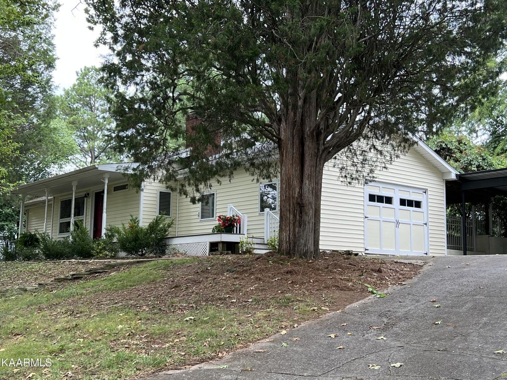 Photo of 891 N Wright Rd, Alcoa, TN 37701 (MLS # 1235861)