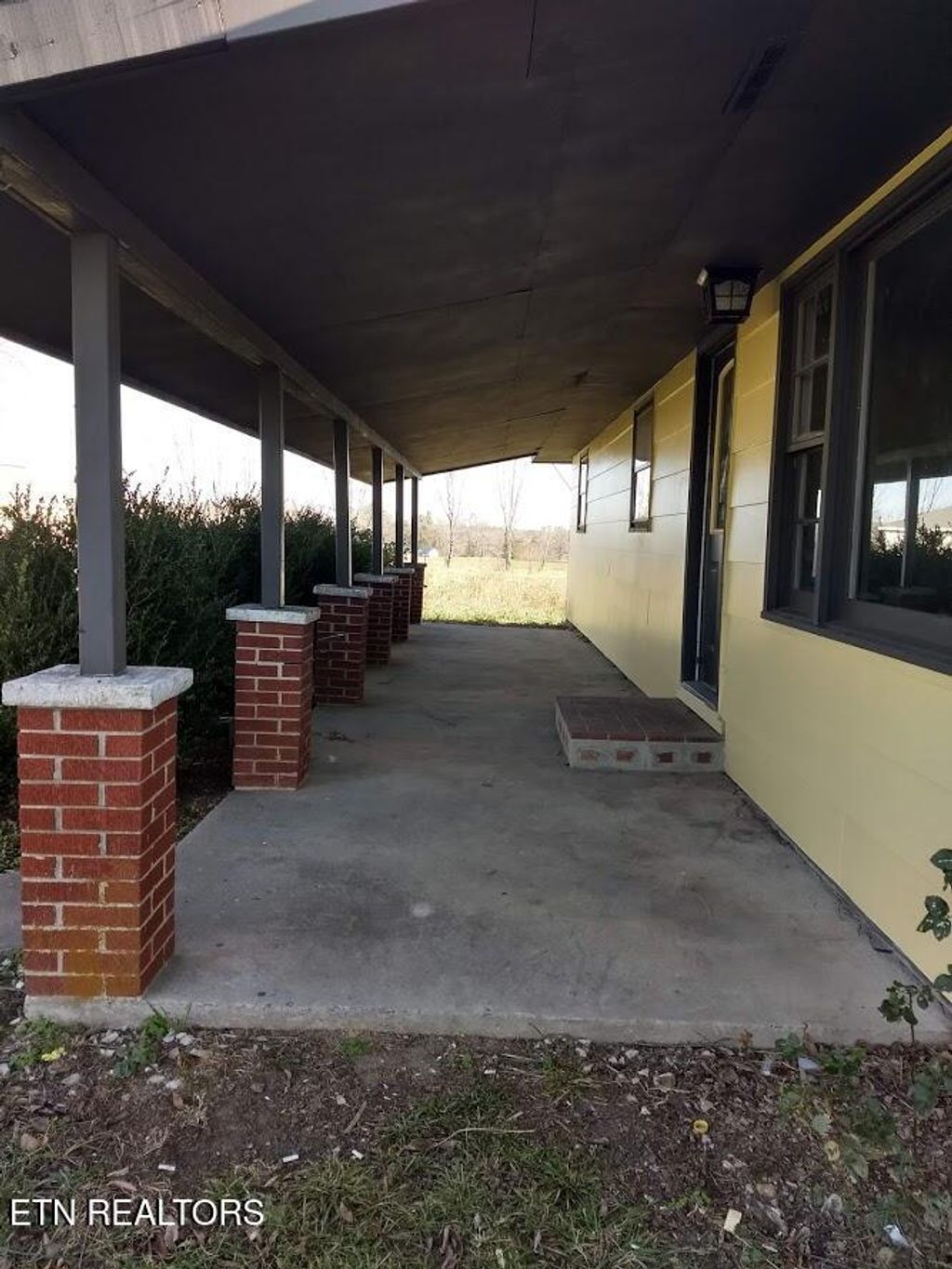 Photo of 1164 Bowman Loop, Crossville, TN 38571 (MLS # 1332026)