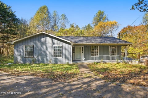 Photo of 188 Green Lane, Powell, TN 37849 (MLS # 1360017)