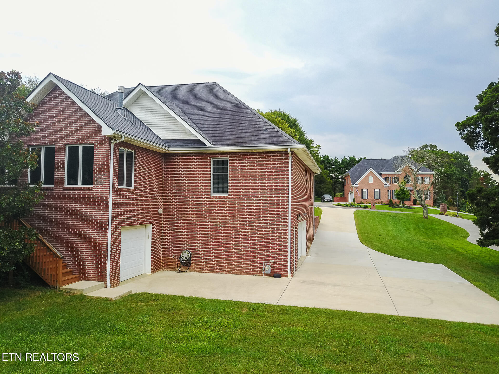 4101 Bajo Lane