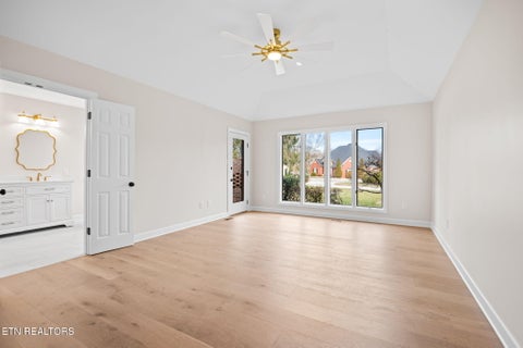 Tiny photo for 452 Mariner Point Drive, Clinton, TN 37716 (MLS # 1351446)
