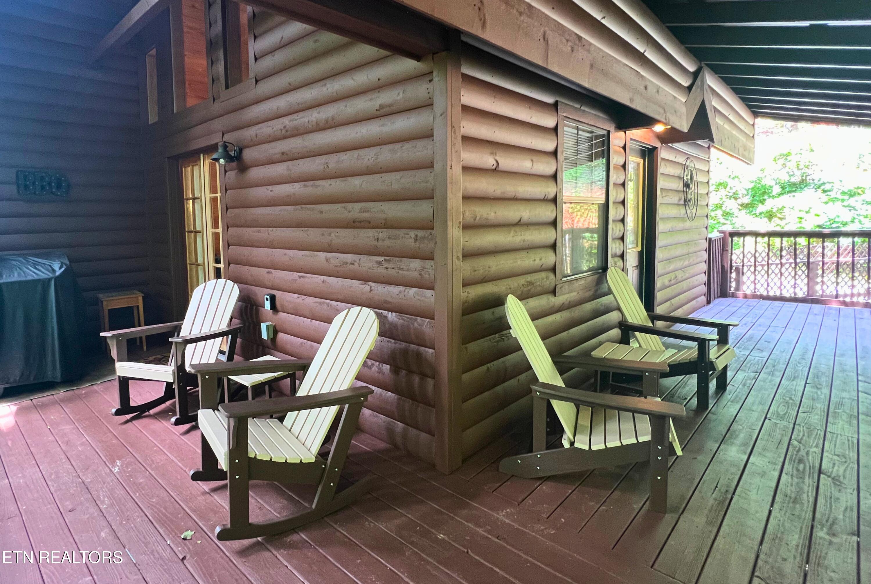 1607 S Mountain View Rd