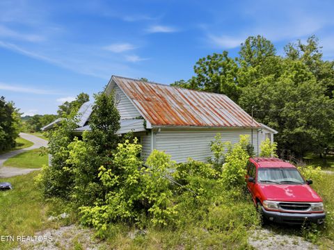Tiny photo for 136 Clinchview Lane, Washburn, TN 37888 (MLS # 1343189)