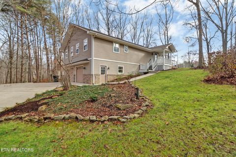 Photo of 14 Berkeley Square Sq, Fairfield Glade, TN 38558 (MLS # 1323556)