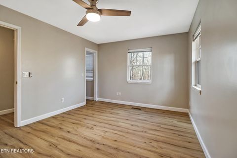 Tiny photo for 14 Berkeley Square Sq, Fairfield Glade, TN 38558 (MLS # 1323556)
