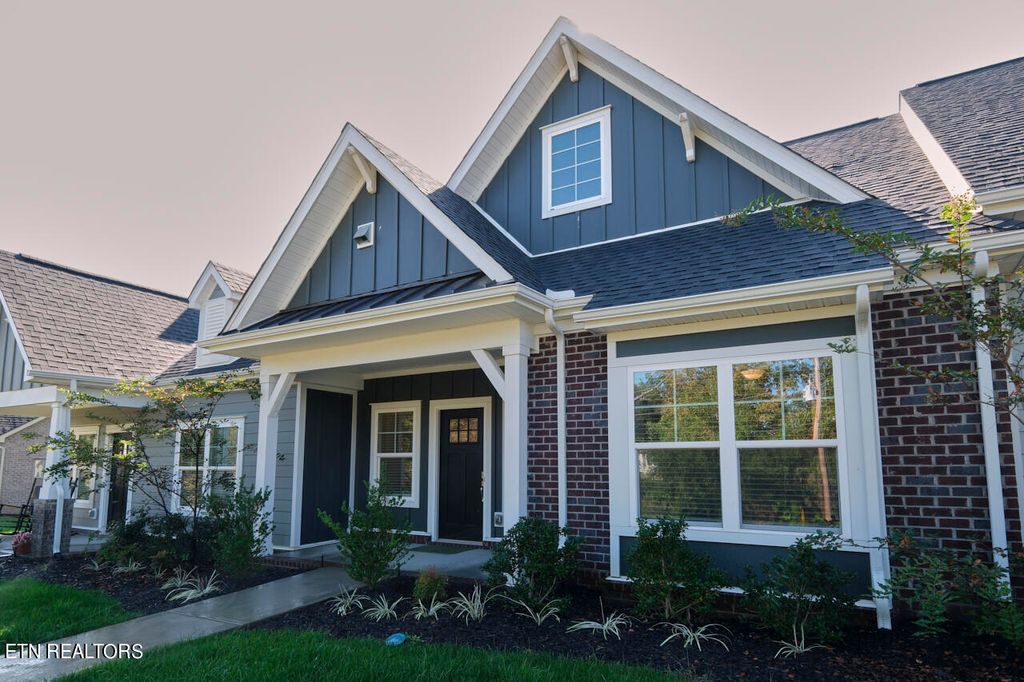 Photo of 12625 Needlepoint Drive, Farragut, TN 37934 (MLS # 1241962)