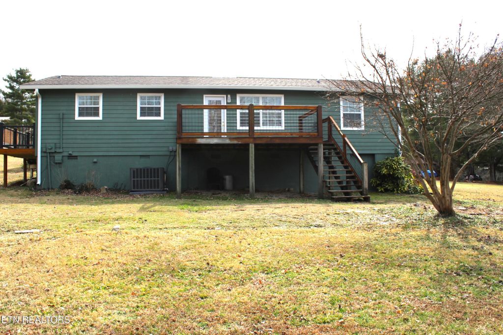 Photo of 417 Oakhill Drive, Sweetwater, TN 37874 (MLS # 1329468)