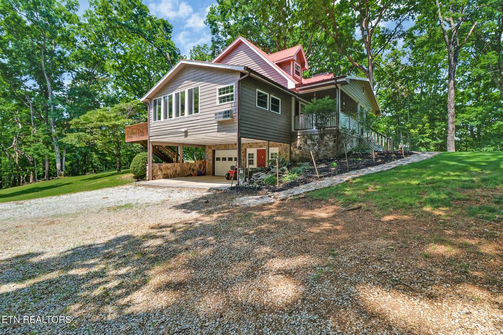 Photo of 986 Post Oak Valley Rd, Rockwood, TN 37854 (MLS # 1336690)