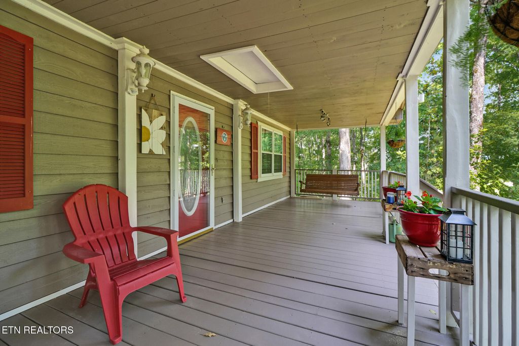 Photo of 986 Post Oak Valley Rd, Rockwood, TN 37854 (MLS # 1336690)