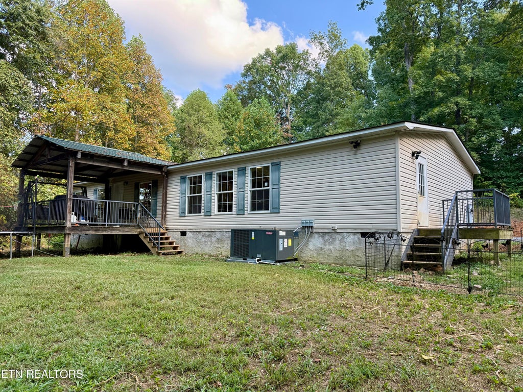 Photo of 2485 McGaha Hollow Rd, Dandridge, TN 37725 (MLS # 1355100)