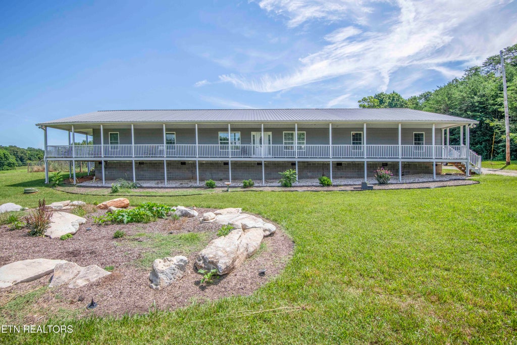Photo of 777 Cress Lane, Lenoir City, TN 37772 (MLS # 1346691)